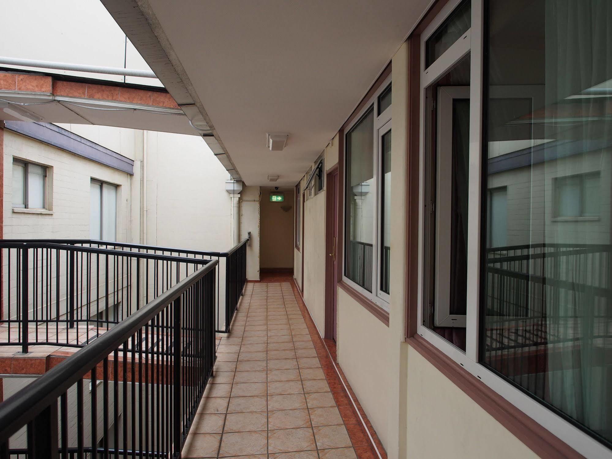 סידני Edgecliff Lodge Motel מראה חיצוני תמונה